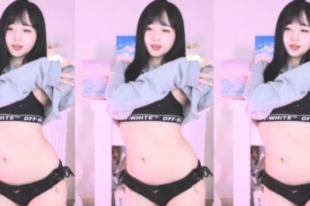 三个黑人猛躁我一晚：在异国他乡的奇妙经历